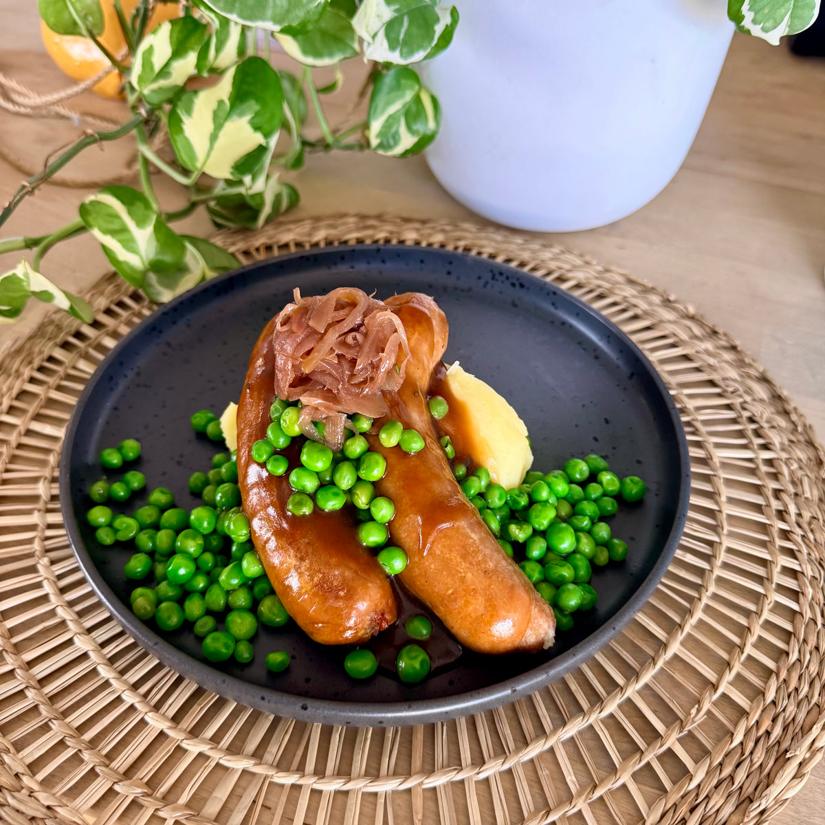 Bangers and Mash (Frozen)