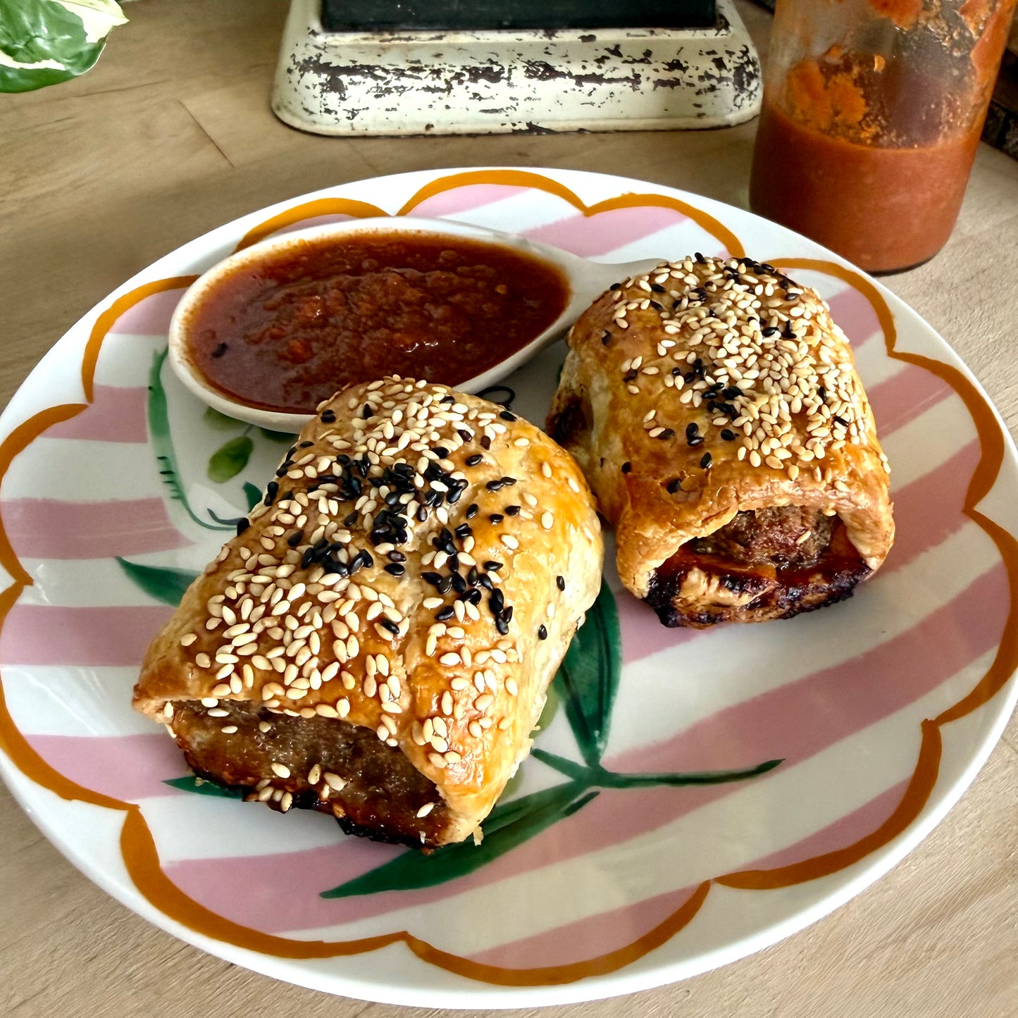 Beef Sausage Rolls (Frozen)