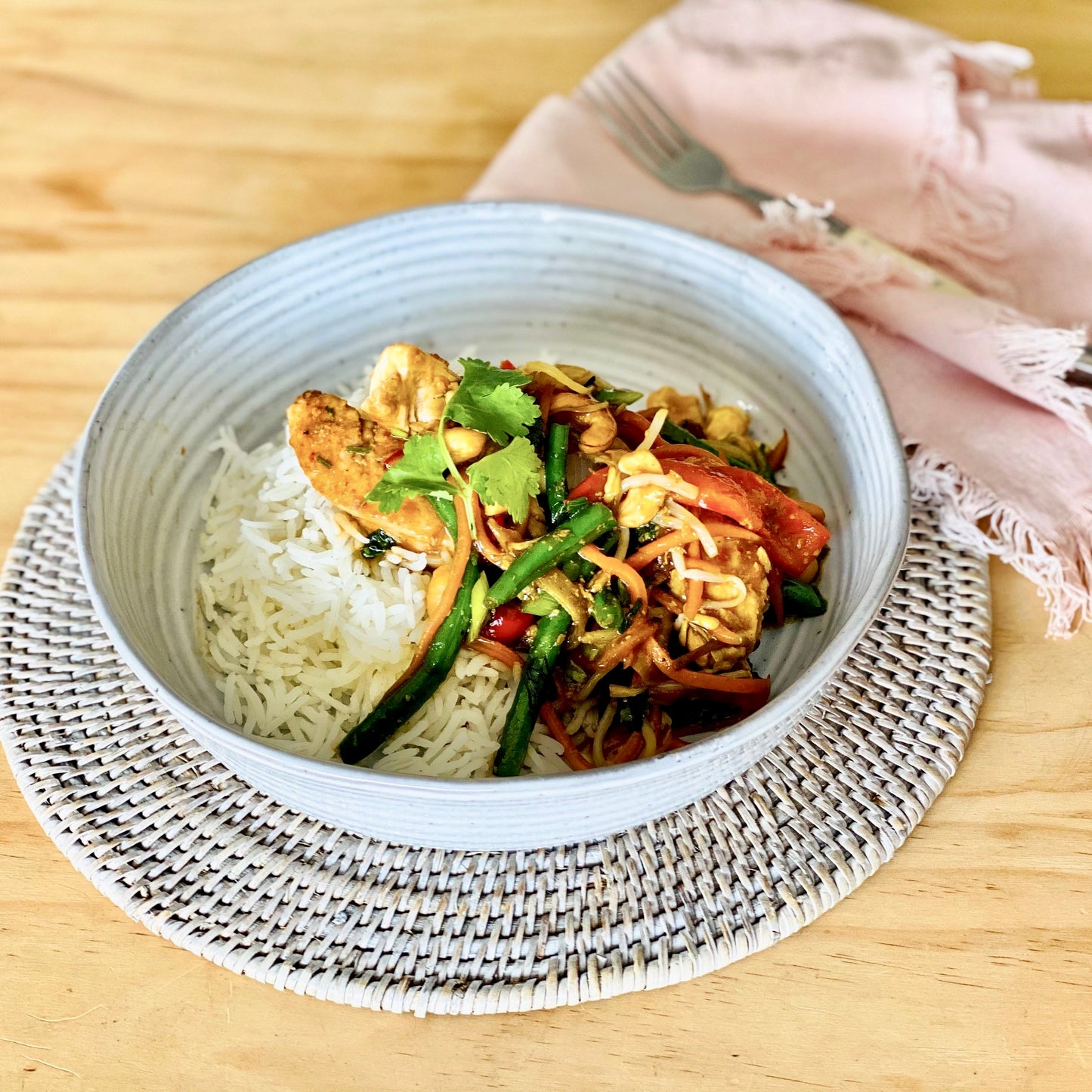 Chicken & Cashew Stir Fry (Frozen)