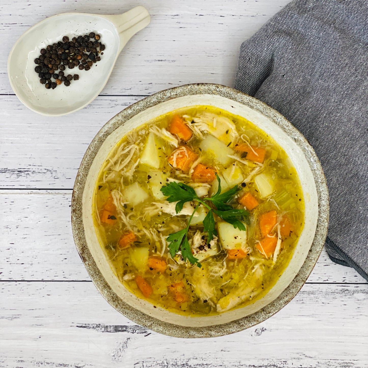 Nurturing Chicken & Vegetable Soup (Frozen)