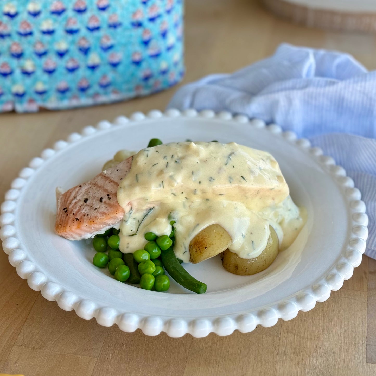Salmon with Creamy Dill Sauce (Frozen)