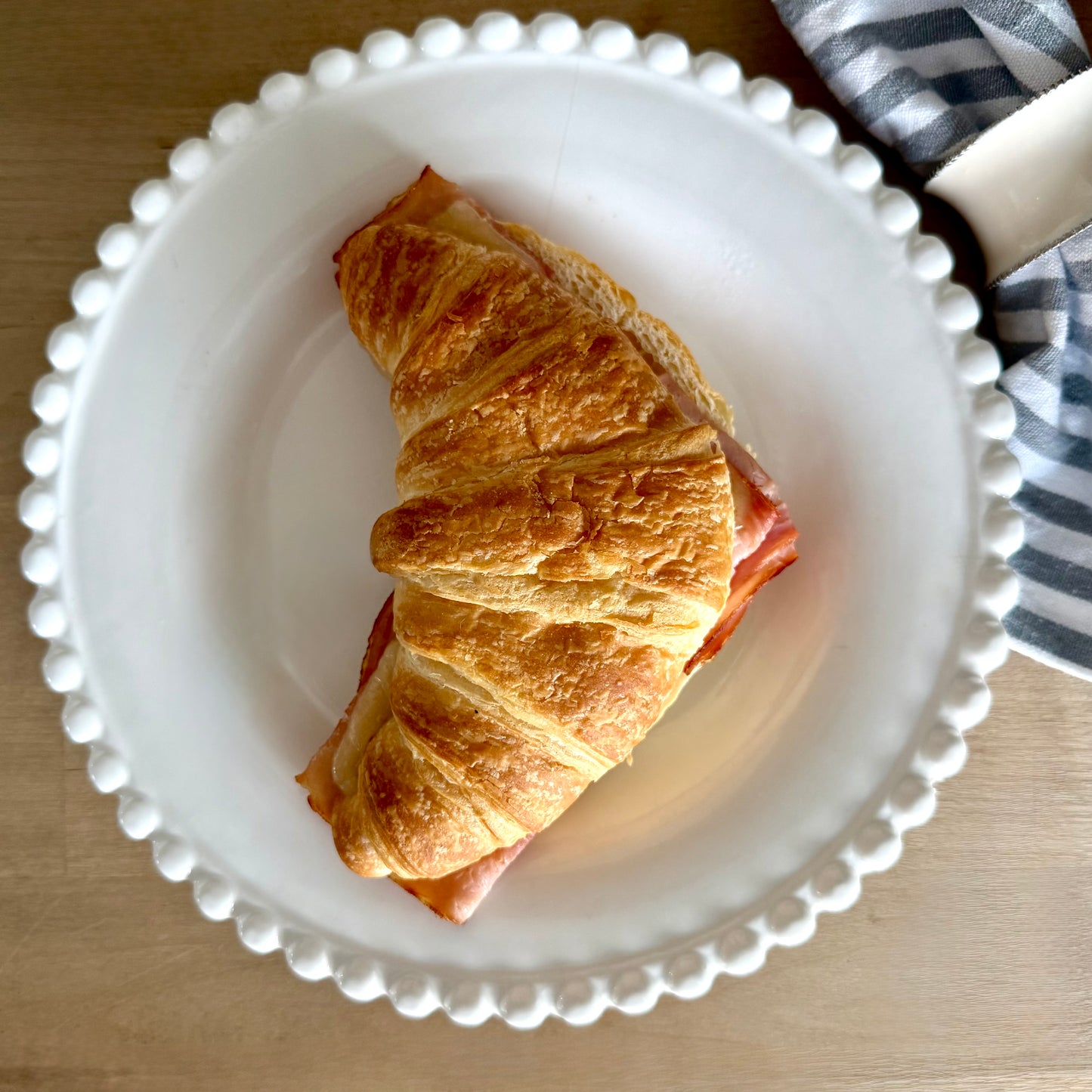 Ham & Cheese Croissant (Frozen)